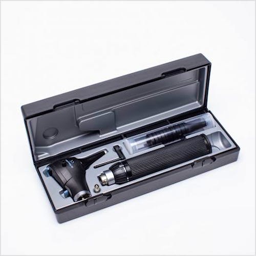 Otoscopio Riester ri-scope® L, L1 XL de 3.5 V, con mango tipo C para baterías recargables ri-accu®