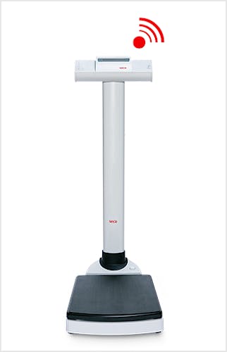 Báscula Electrónica de Columna SECA Mod. 703 con Transmisión Inalámbrica, Capacidad 300 kg., División 50/100 g., Función IMC