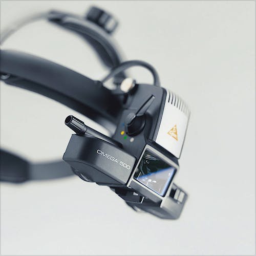 Oftalmoscopio Heine Indirecto Omega500 Kit 3 con HC 50 L, con Mpack, Transformador de Enchufe y Adaptador Ángulo 90º