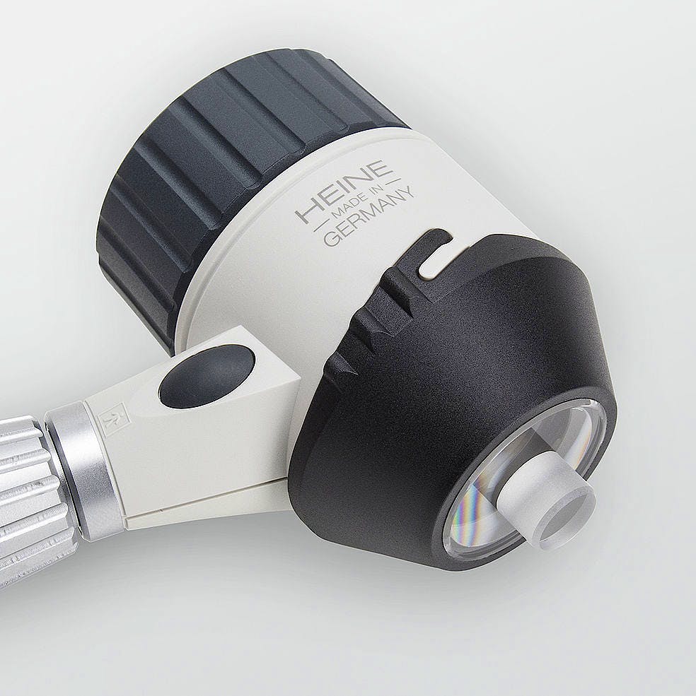 Equipo Delta 20 T con Beta, Incluye el Cabezal de Dermatoscopio Delta 20 T, Disco de Contacto con Escala, Mango a Pilas Beta Aceite para Dermatoscopia