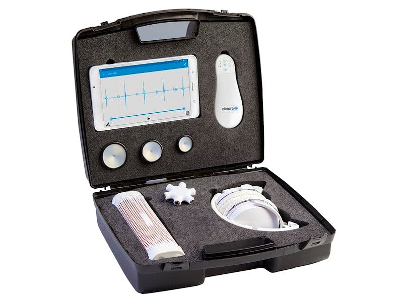 Fonendoscopio Electrónico EKUORE Pro Kit Premium + Campana Pediátrica + Campana Neonatal Kit Enseñanza