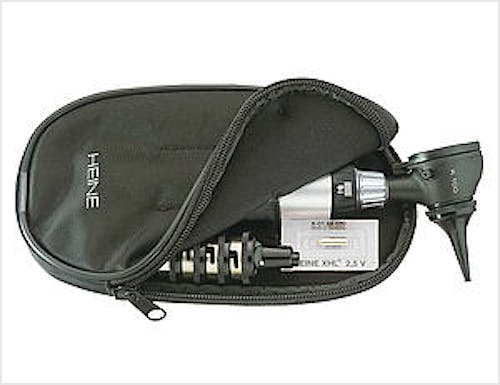 Otoscopio Heine K-100 con Mango a Pilas 2,5 V., en Estuche Blando