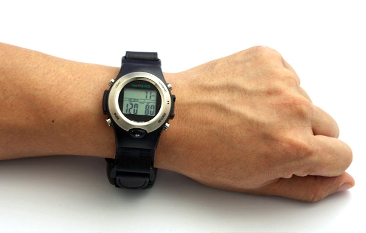 Reloj para la Medición de la Tensión Arterial Ambulatoria 24hs. por Tonometría Modelo Bpro